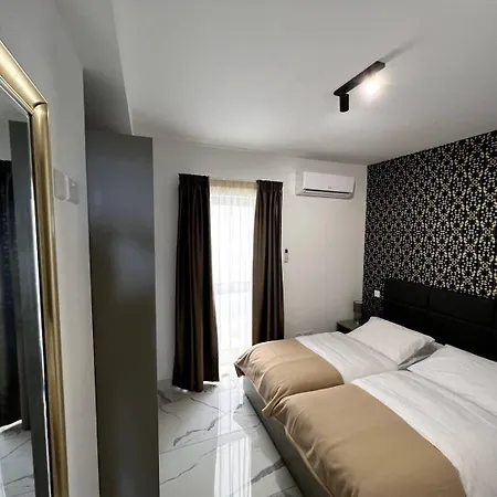 Lovely 2bed Seafront-xemxija -fl3 By Homely *