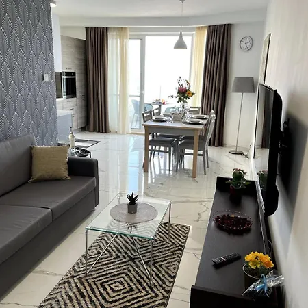 公寓 Lovely 2bed Seafront-xemxija -fl3 By Homely *